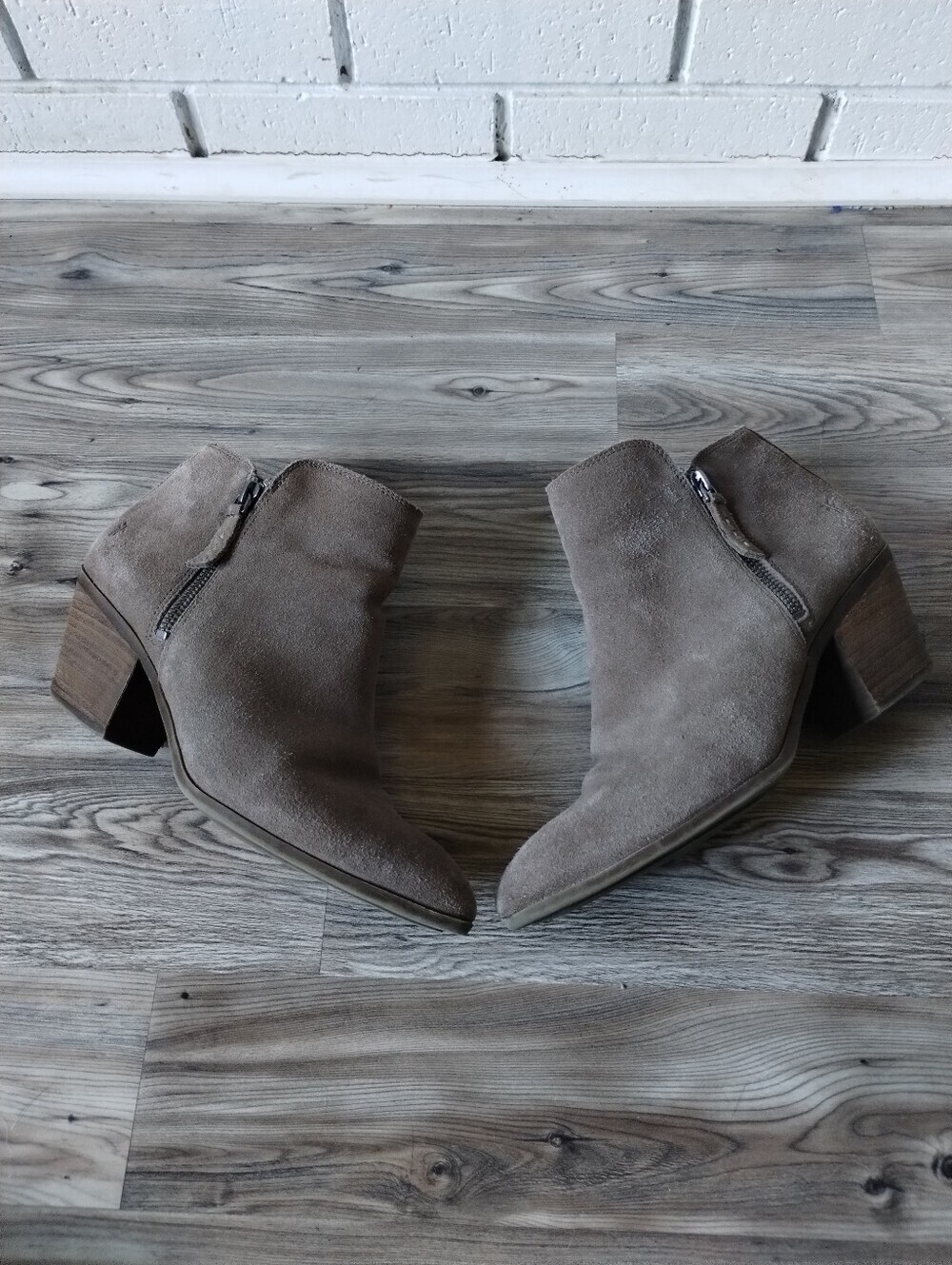 Frye Judith Double Zip Suede Booties Ash Beige Women's Size 10